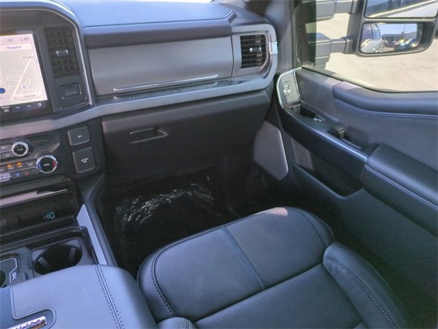 2025 Ford Super Duty F-350 SRW Platinum