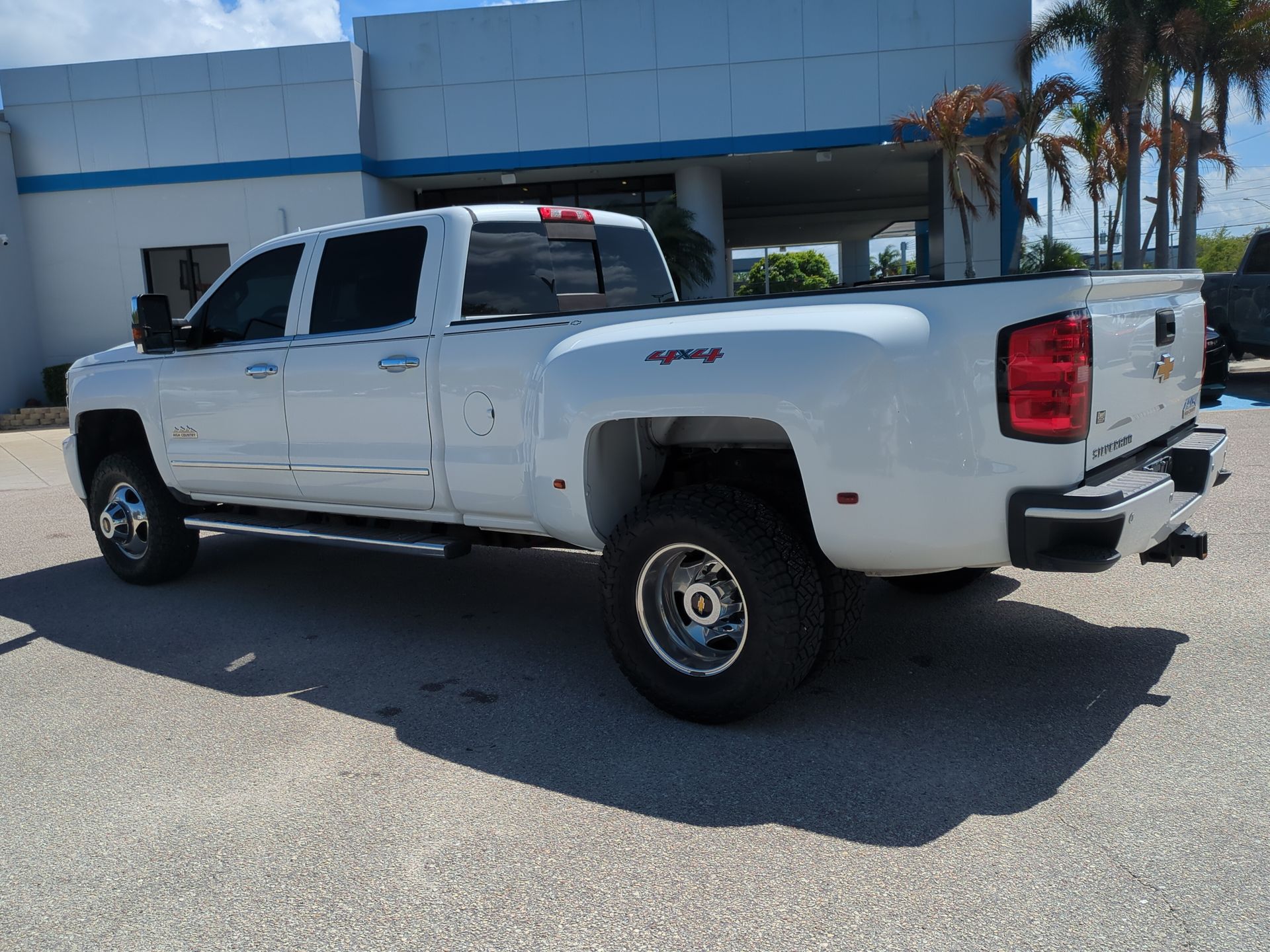 2015 Chevrolet Silverado 3500 HD High Country