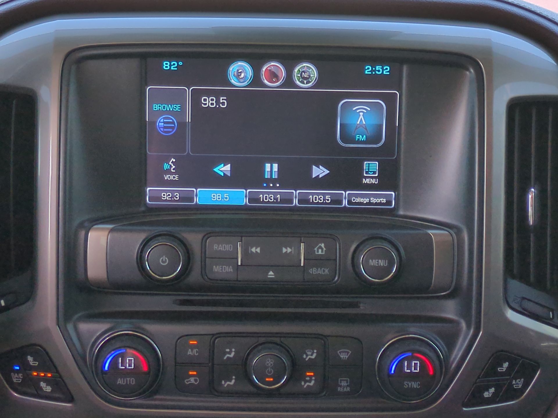 2015 Chevrolet Silverado 3500 HD High Country