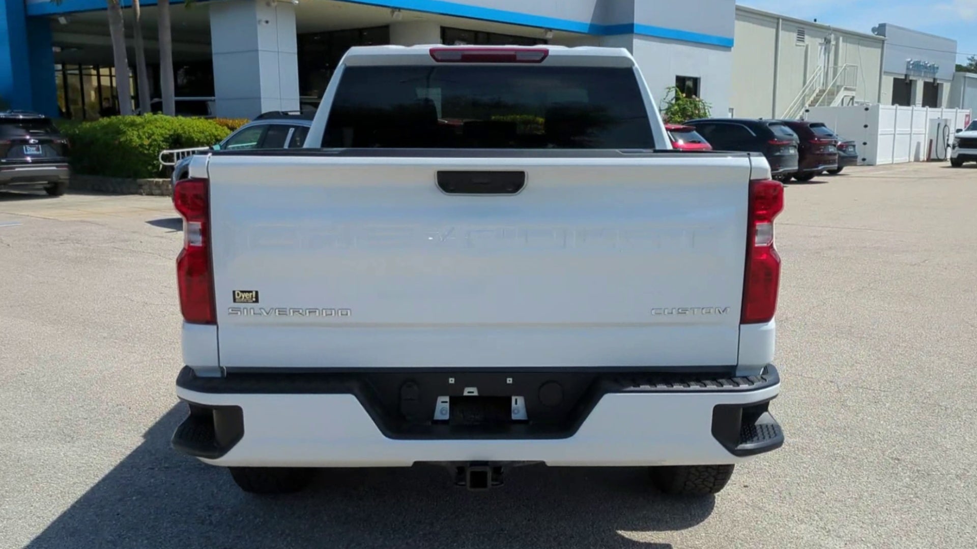 2025 Chevrolet Silverado 1500 Custom