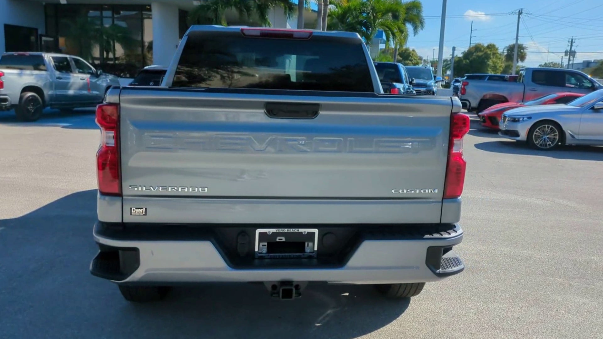 2025 Chevrolet Silverado 1500 Custom