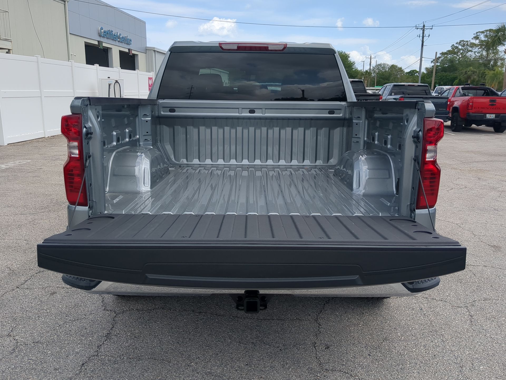 2025 Chevrolet Silverado 1500 LT (2FL)