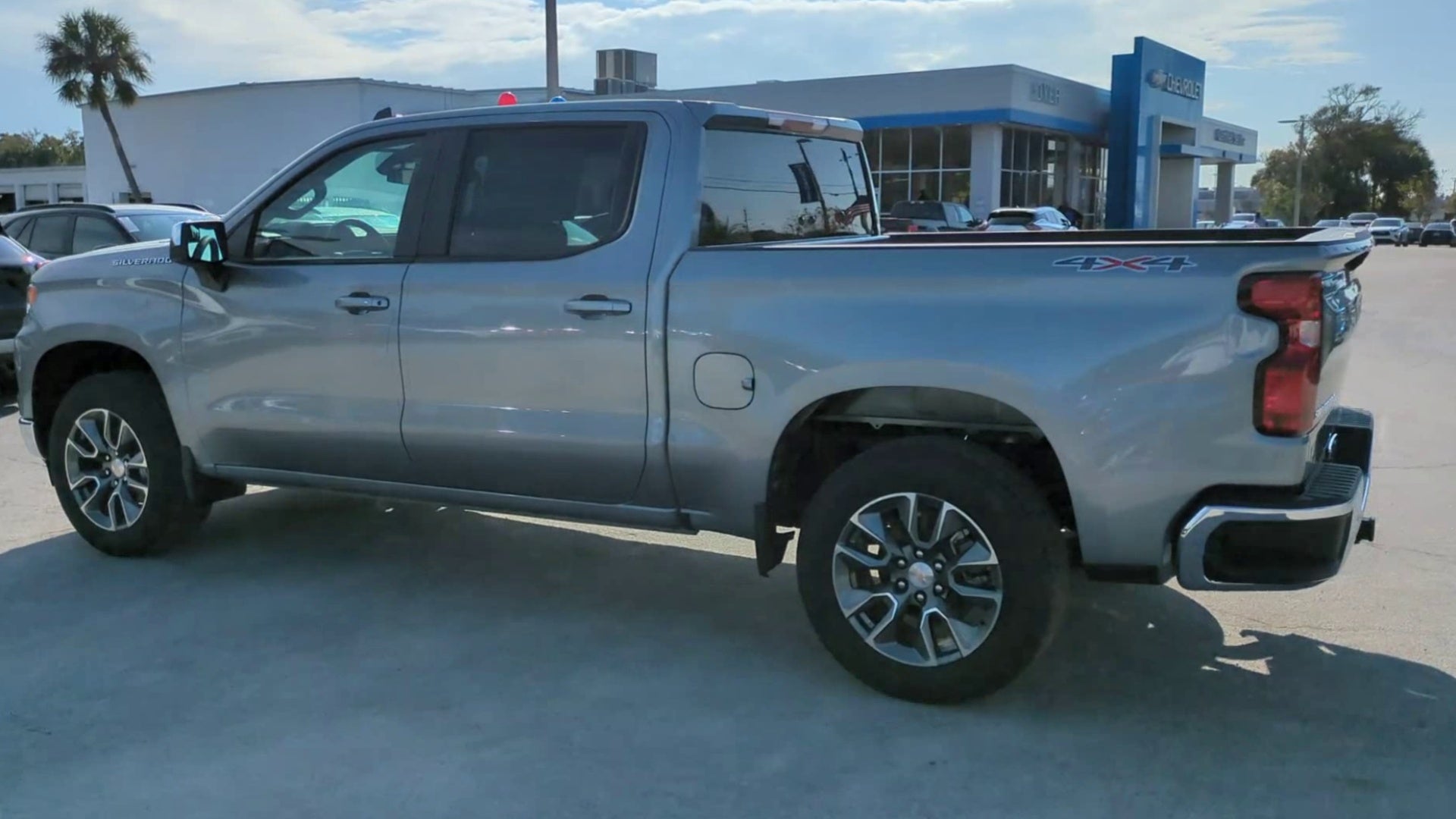 2026 Chevrolet Silverado 1500 LT (2FL)