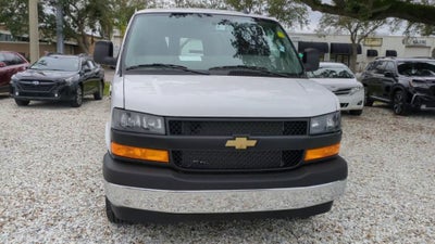 2025 Chevrolet Express Cargo WT