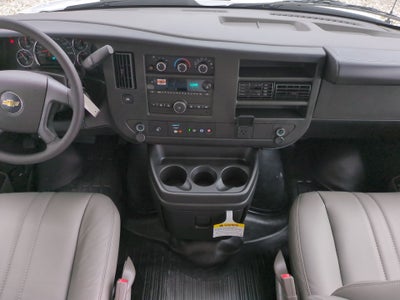 2025 Chevrolet Express Cargo 3500 WT