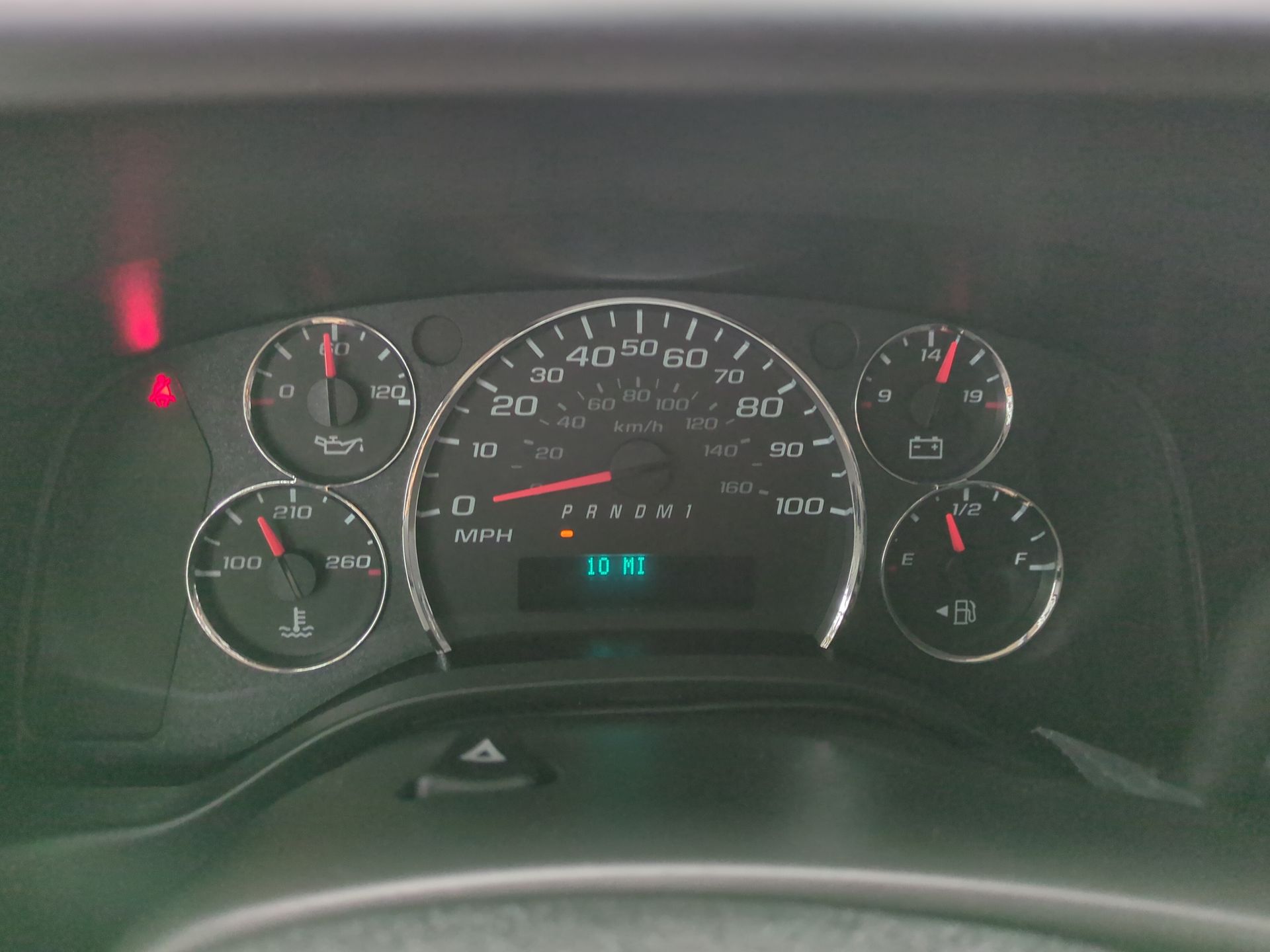 2025 Chevrolet Express Cargo 3500 WT