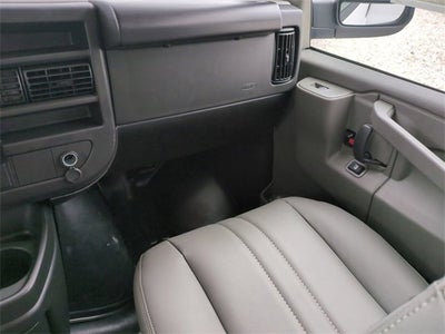 2025 Chevrolet Express Cargo 3500 WT