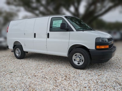 2025 Chevrolet Express Cargo 3500 WT
