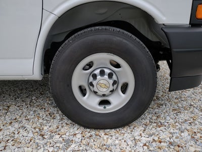 2025 Chevrolet Express Cargo 3500 WT