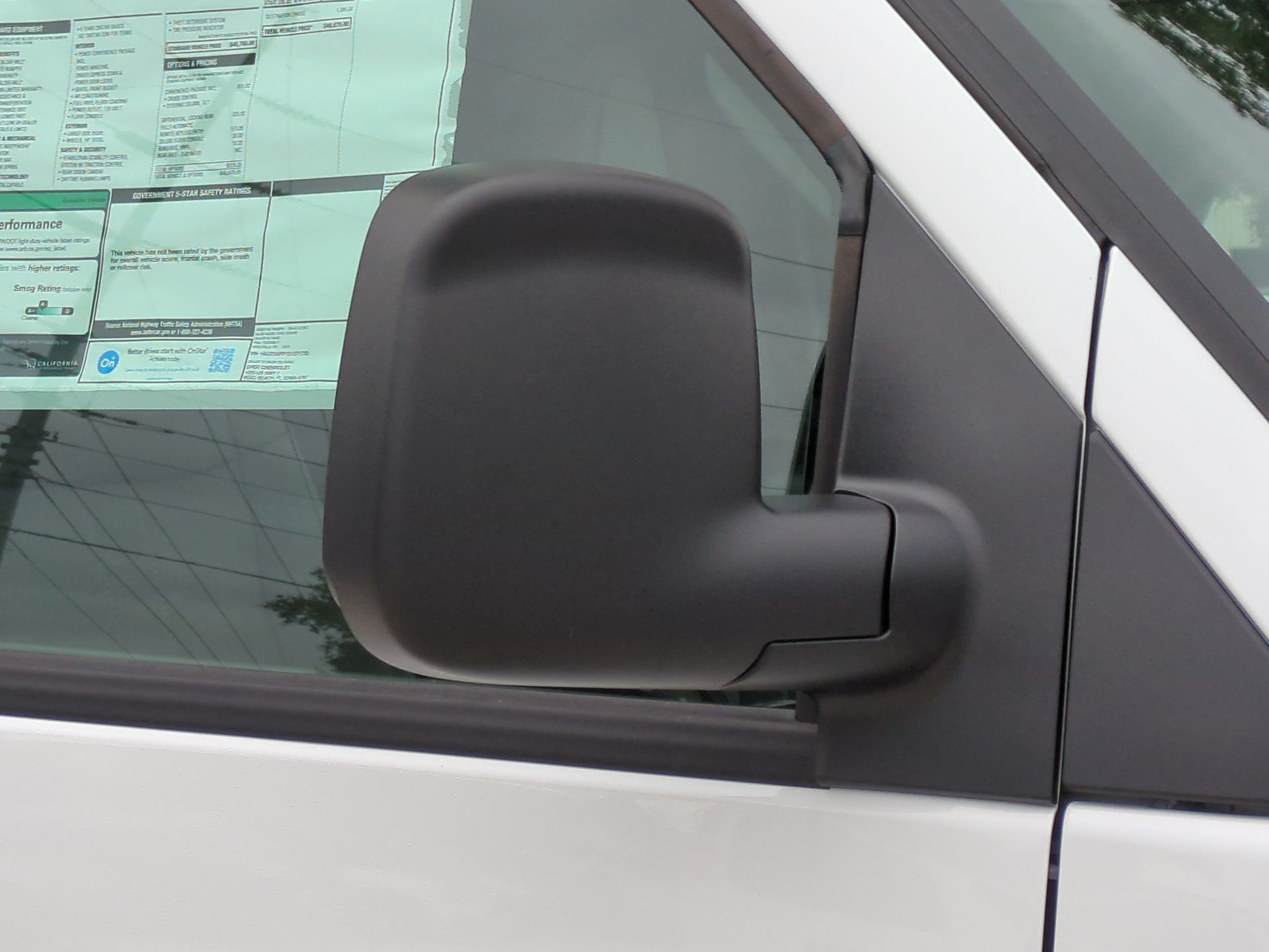 2025 Chevrolet Express Cargo 3500 WT