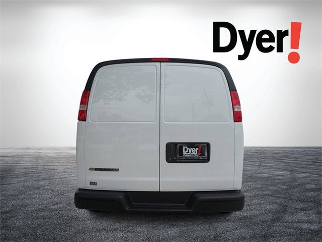 2025 Chevrolet Express Cargo 3500 WT