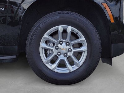 2025 Chevrolet Suburban LT