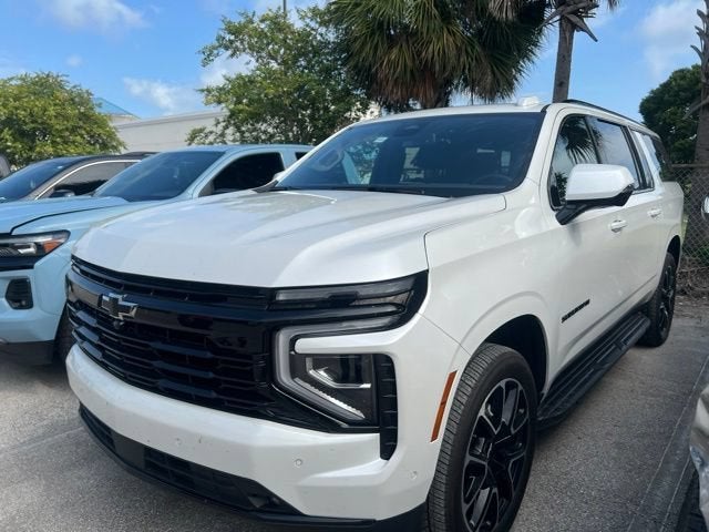 2025 Chevrolet Suburban RST