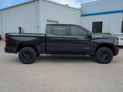 2022 Chevrolet Silverado 1500 Custom Trail Boss