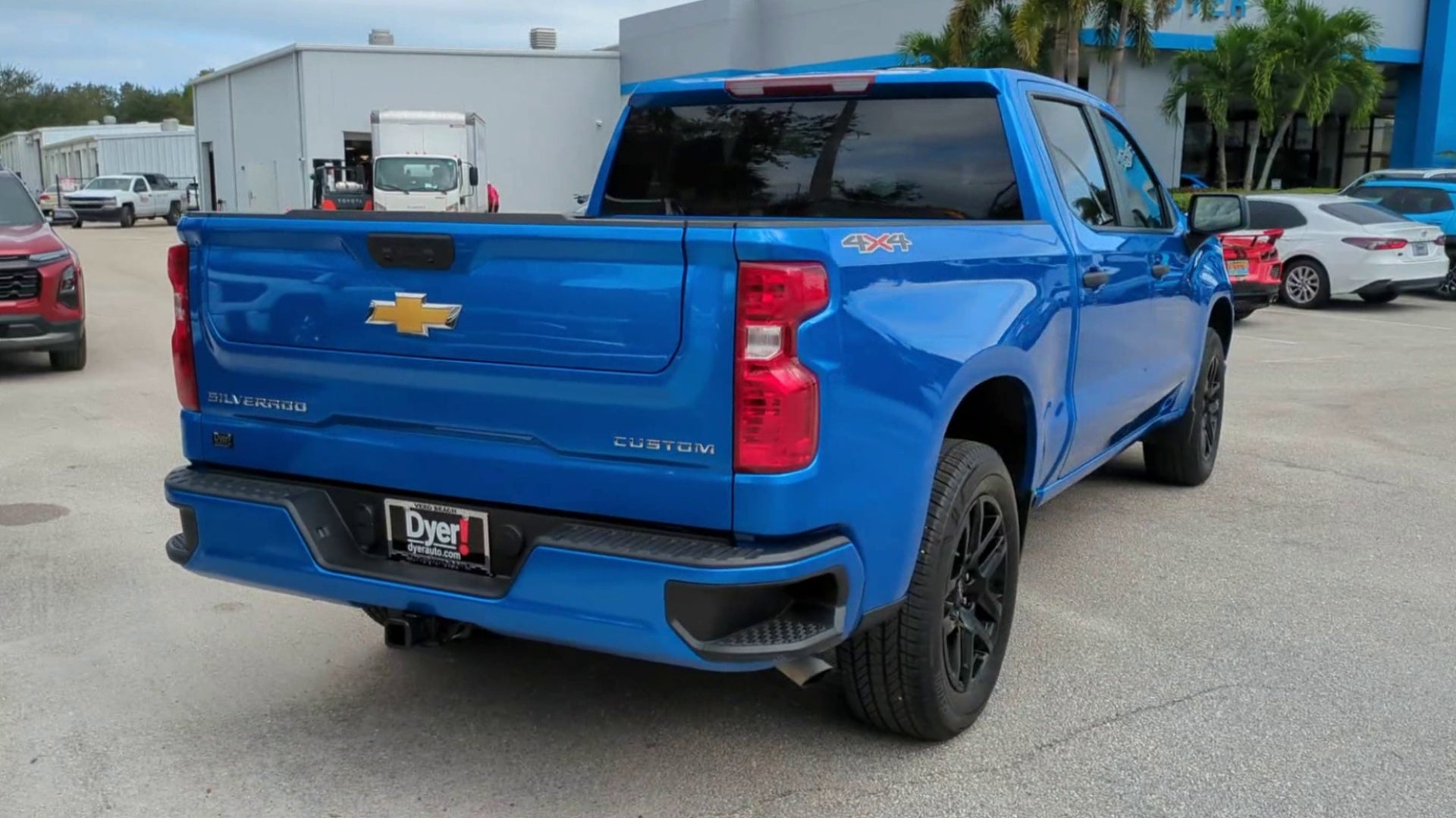 2025 Chevrolet Silverado 1500 Custom