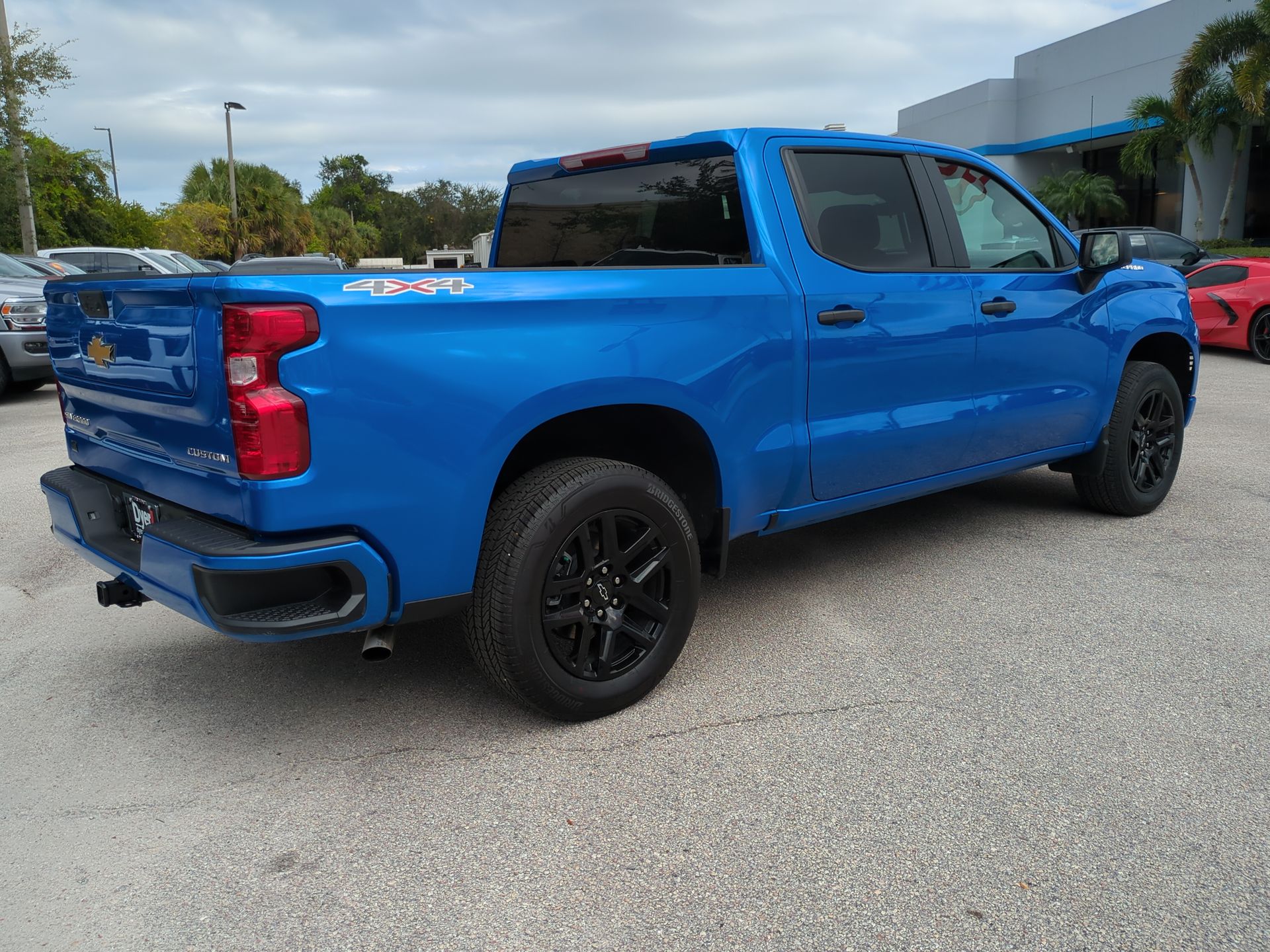 2025 Chevrolet Silverado 1500 Custom