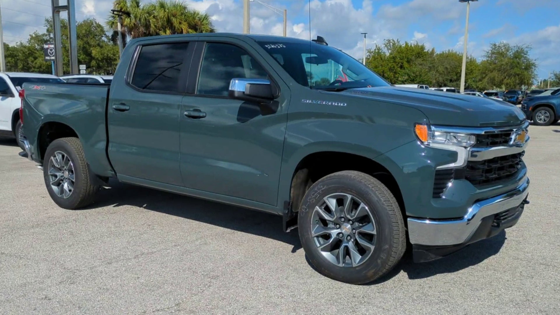 2026 Chevrolet Silverado 1500 LT (2FL)