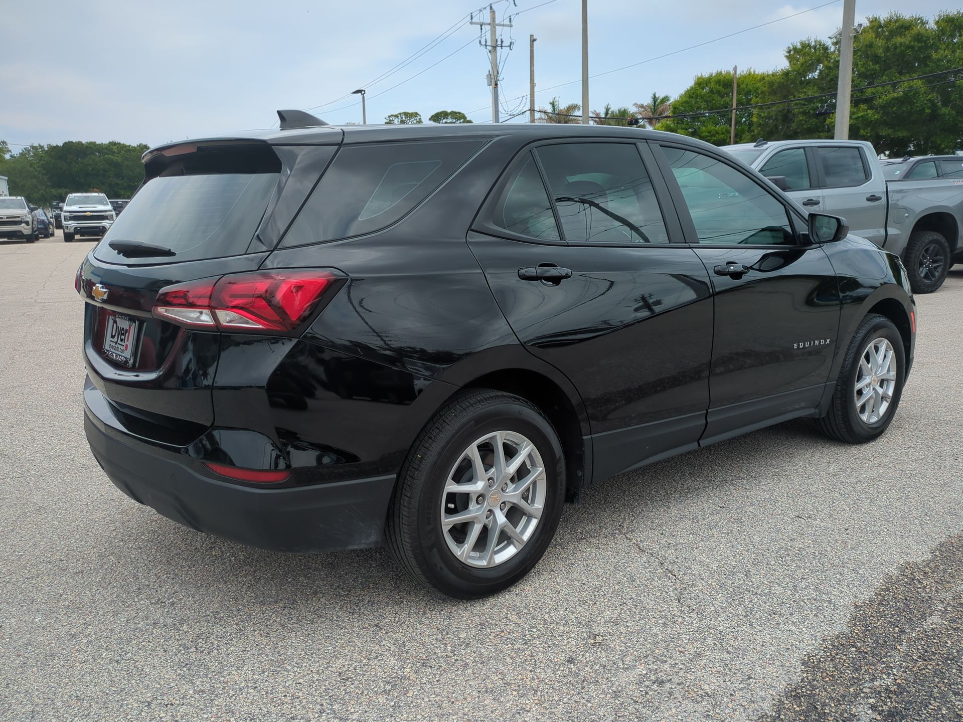 2024 Chevrolet Equinox LS