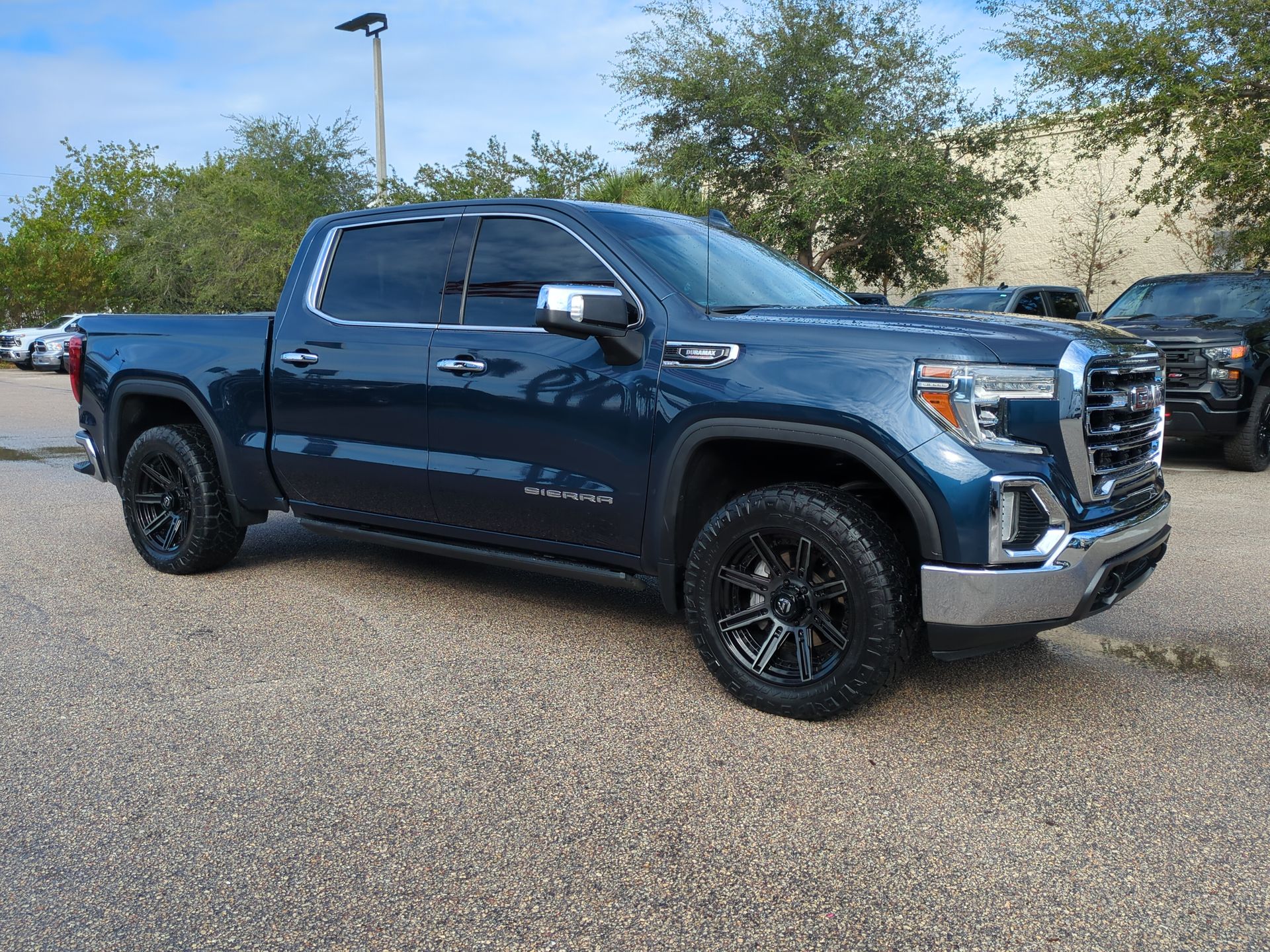 2021 GMC Sierra 1500 SLT