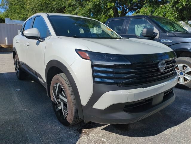 2025 Nissan Kicks SV FWD