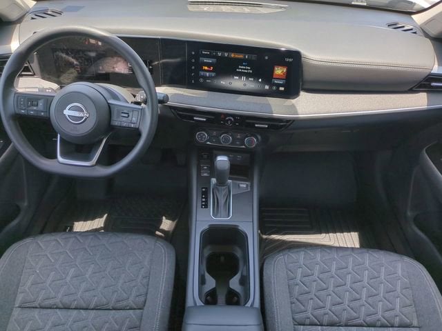 2025 Nissan Kicks SV FWD