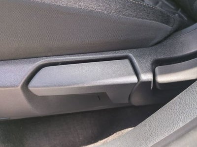 2025 Nissan Kicks SV FWD