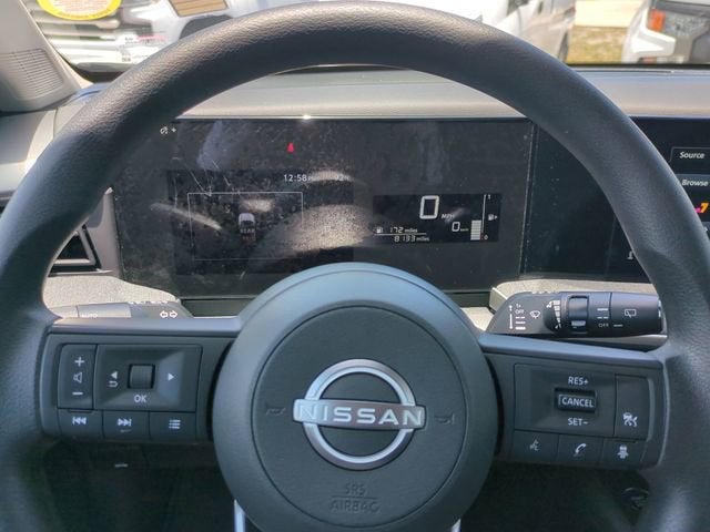 2025 Nissan Kicks SV FWD
