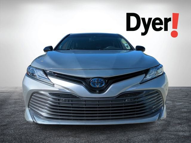 2020 Toyota Camry Hybrid XLE