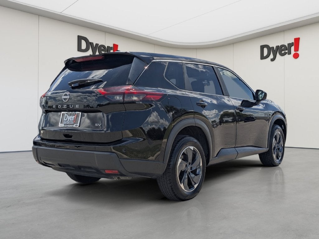 2024 Nissan Rogue SV FWD