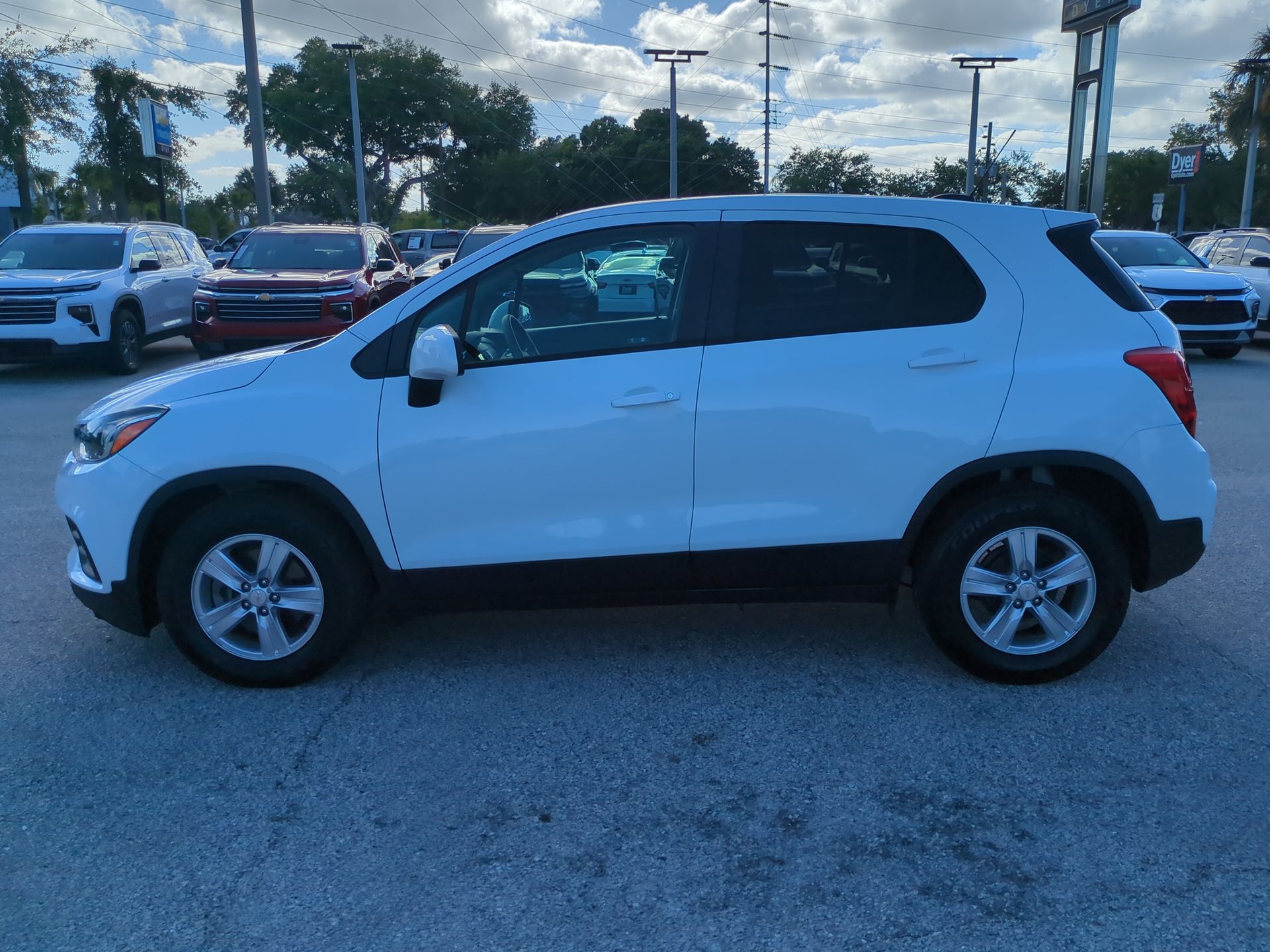 2022 Chevrolet Trax LS