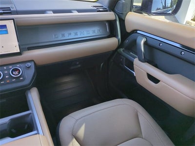 2025 Land Rover Defender 110 P400 X