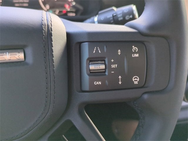 2025 Land Rover Defender 110 P400 X