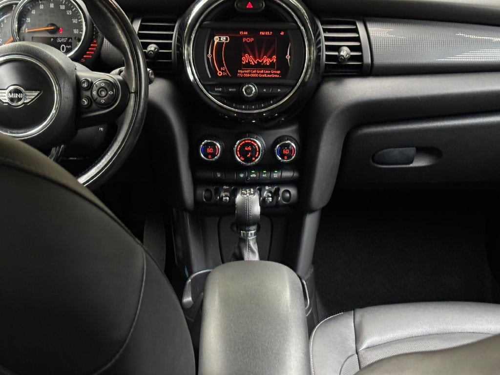 2017 MINI Hardtop Cooper