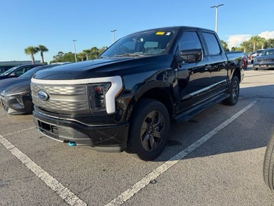 2023 Ford F-150 Lightning Lariat