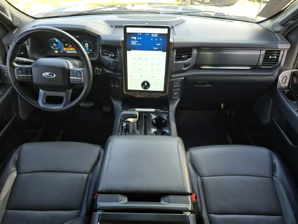 2023 Ford F-150 Lightning Lariat