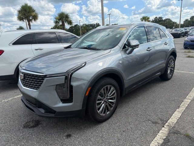 2025 Cadillac XT4 Premium Luxury