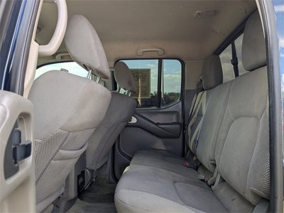 2015 Nissan Frontier SV