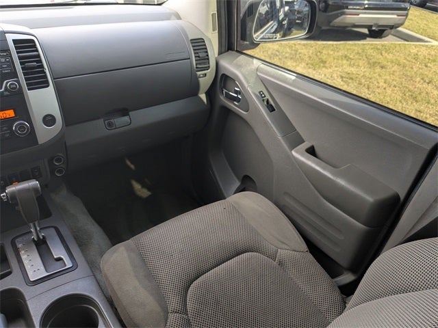 2015 Nissan Frontier SV