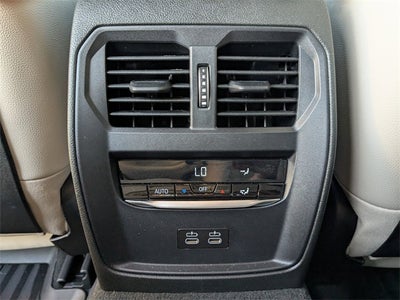 2025 BMW 3 Series 330i