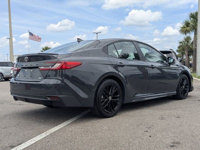 2025 Toyota Camry SE