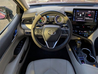 2022 Toyota Camry Hybrid XLE