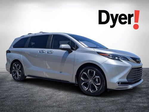2025 Toyota Sienna Platinum 7 Passenger