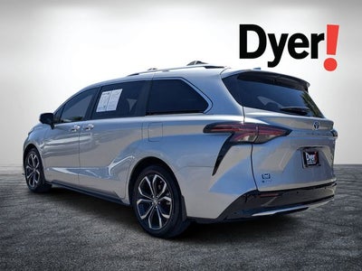 2025 Toyota Sienna Platinum 7 Passenger