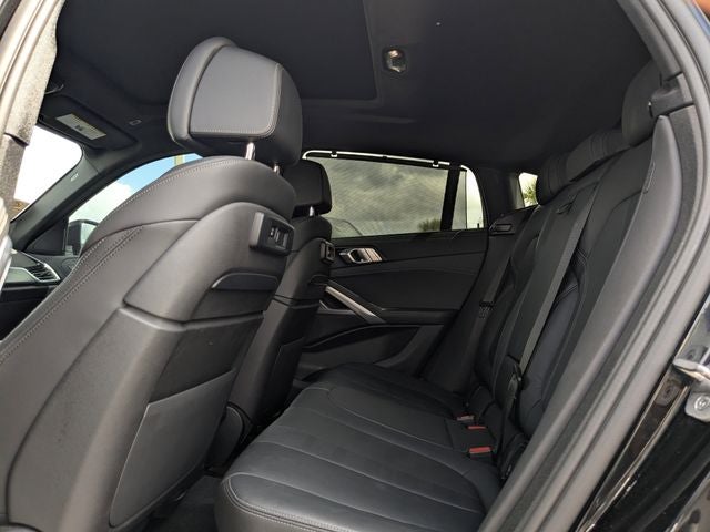2022 BMW X6 xDrive40i