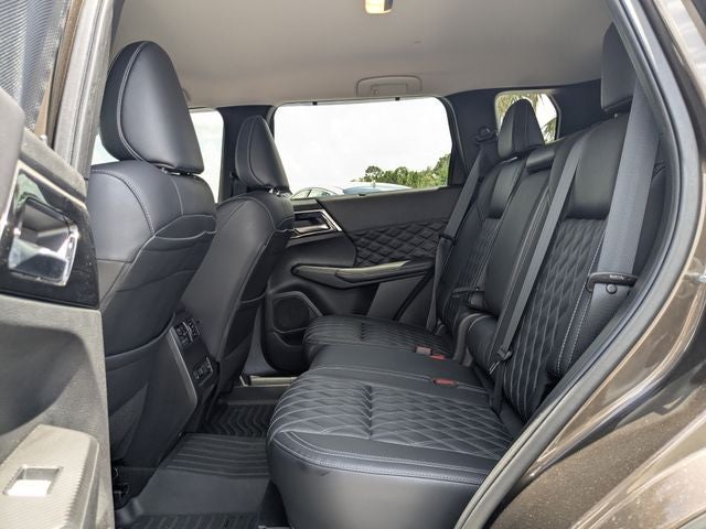 2024 Mitsubishi Outlander SEL