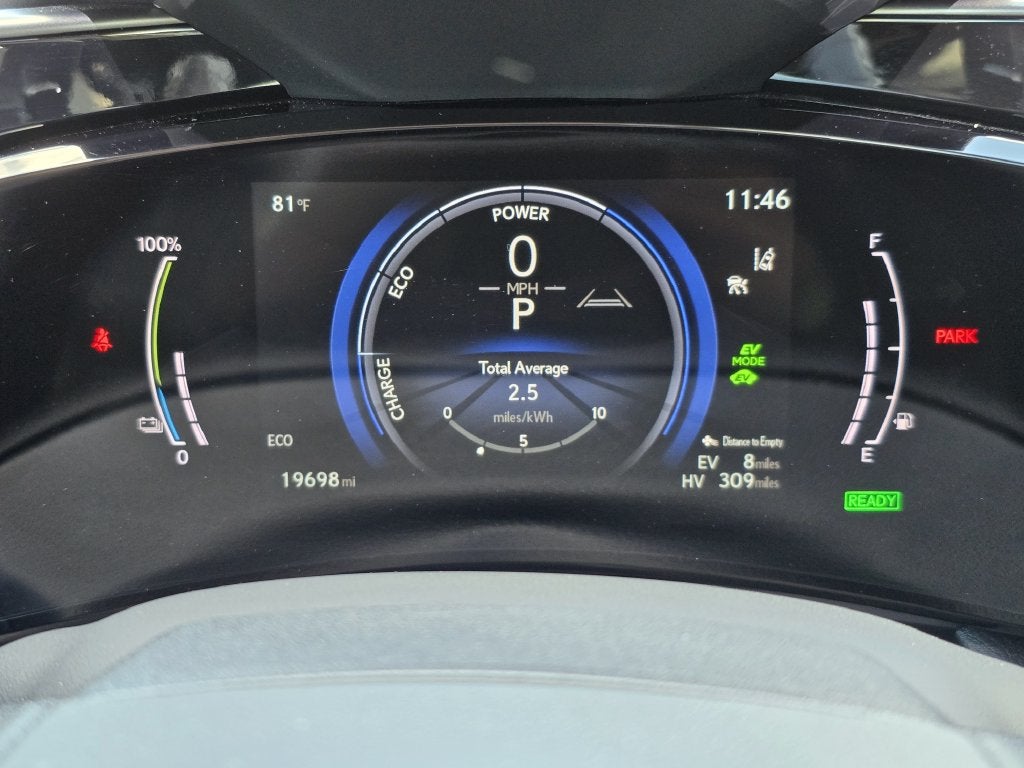 2025 Lexus NX 450h+ Luxury