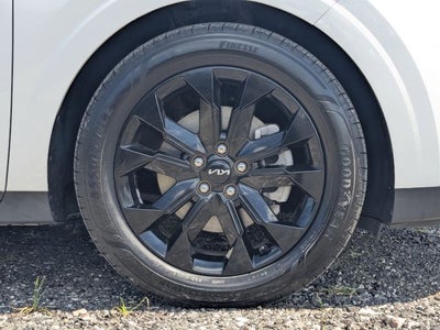2023 Kia Carnival SX