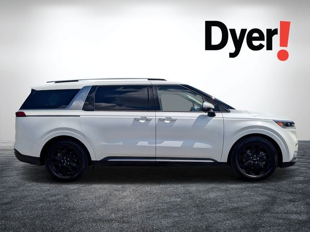 2023 Kia Carnival SX