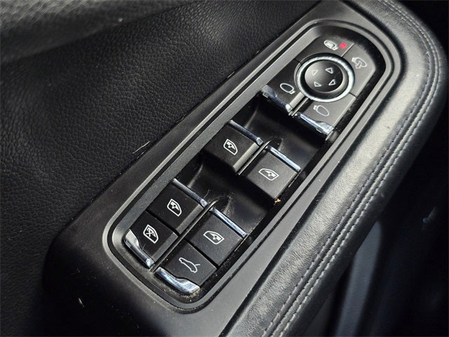 2021 Porsche Macan Base