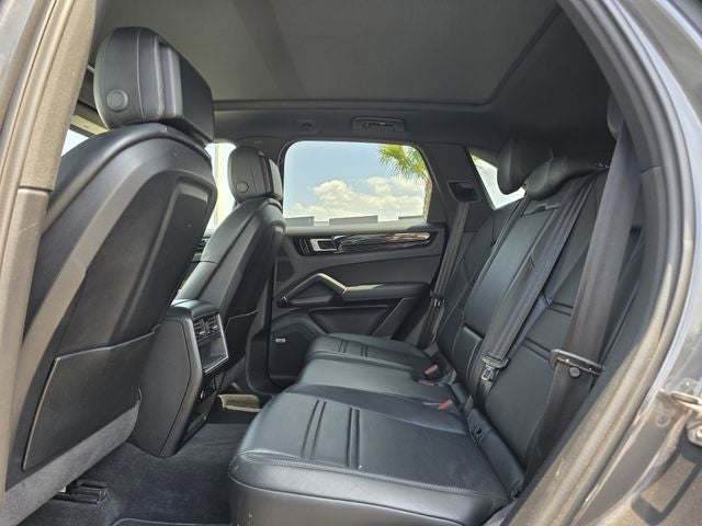 2020 Porsche Cayenne Base